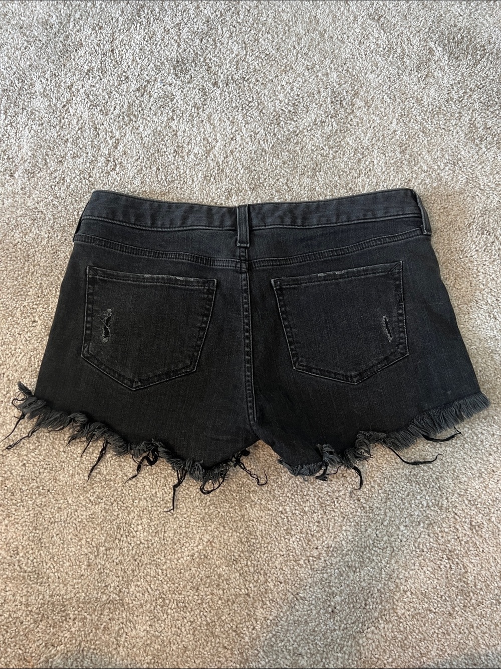 Express Relaxed Low Rise Shortie - Picture 2 of 3